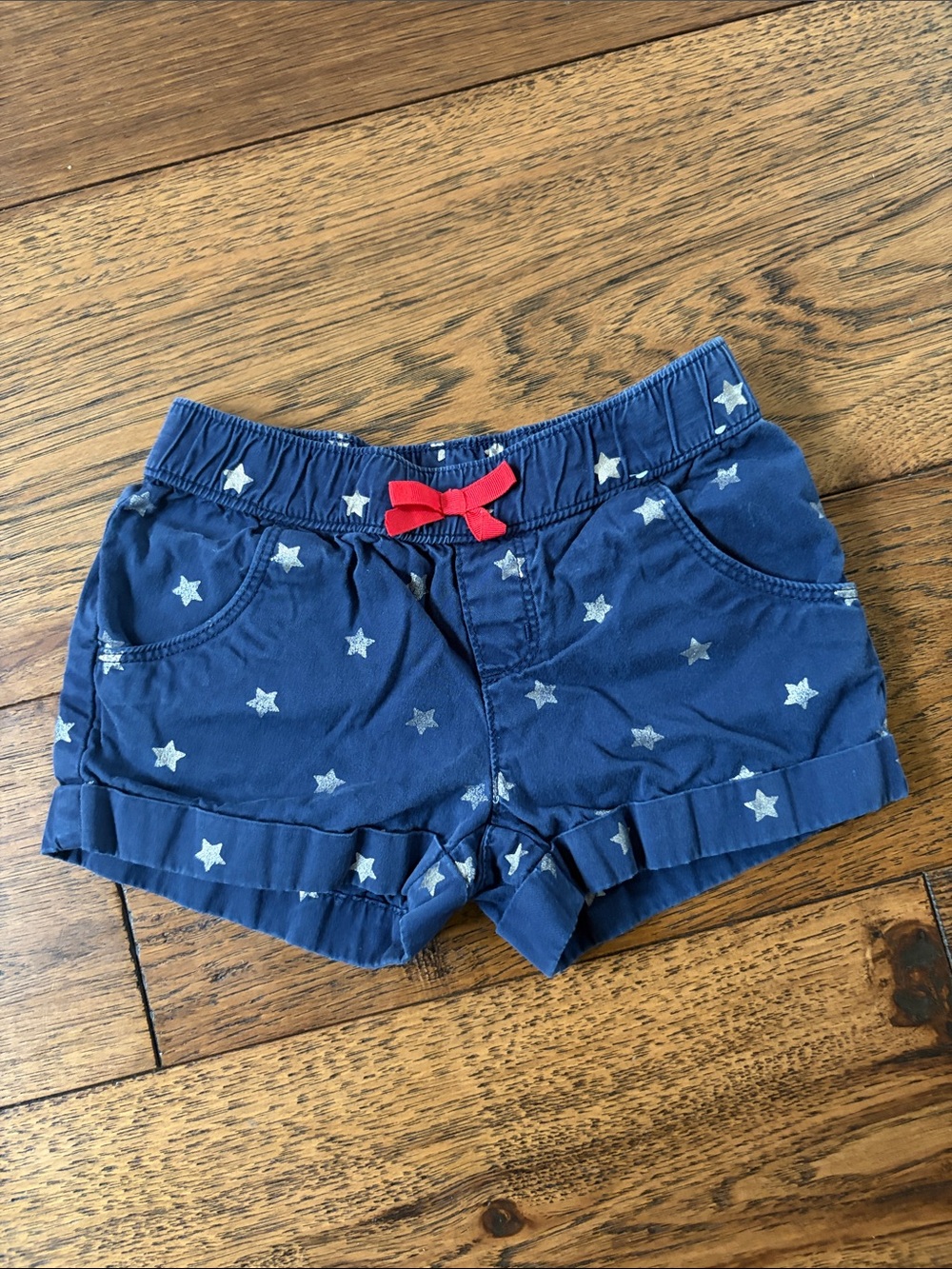 3 for $12 💚 Navy Star Print Shorts with Red Bow Accent